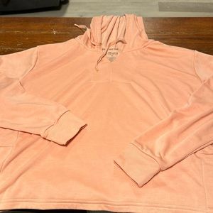 Peachy/orange Tek Gear cropped sweatshirt hoodie. Size 1x. Excellent like new